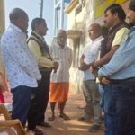 बिलासपुर: जिलाध्यक्ष अमित यादव ने स्व.हर्षित यादव के परिवार से की मुलाकात।